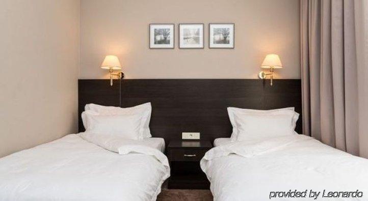 Red Village Hotel Астана Екстериор снимка